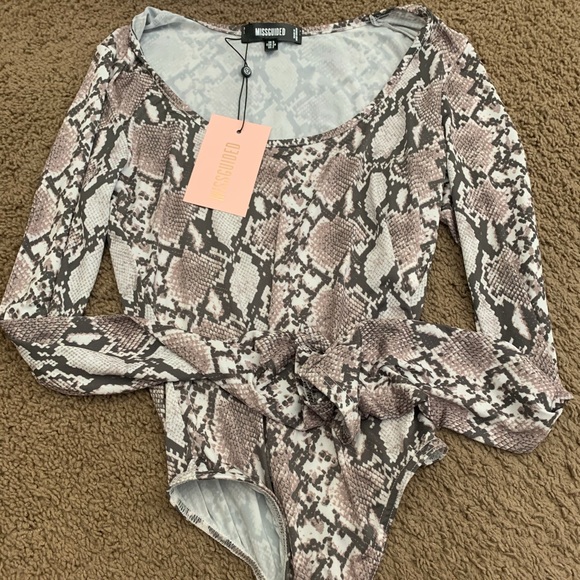 Missguided Tops - MISSGUIDED BODY SUIT